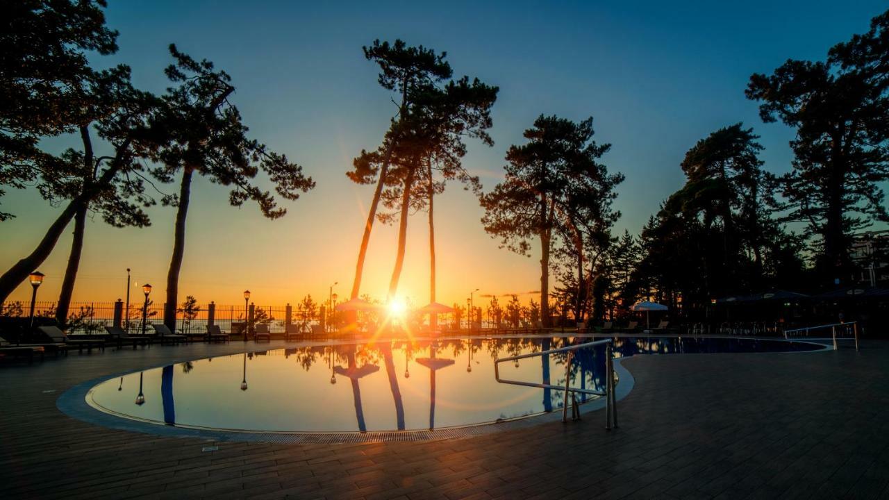 Kobuleti Georgia Palace Hotel & Spa Exterior photo